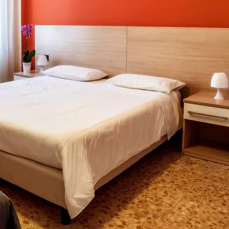 Corso Di Francia Couette-café 2*